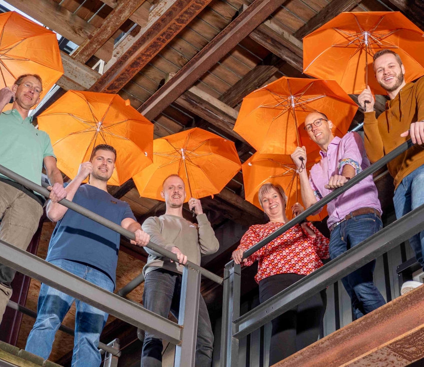 Group, umbrella, DataFlex, Colleagues, Orange