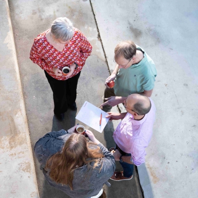 Meeting, standing, colleagues, topview, DataFlex