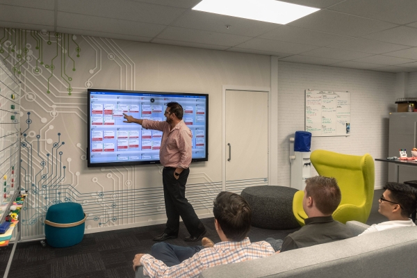 Helix, Excellent Softare, DataFlex, Group, People